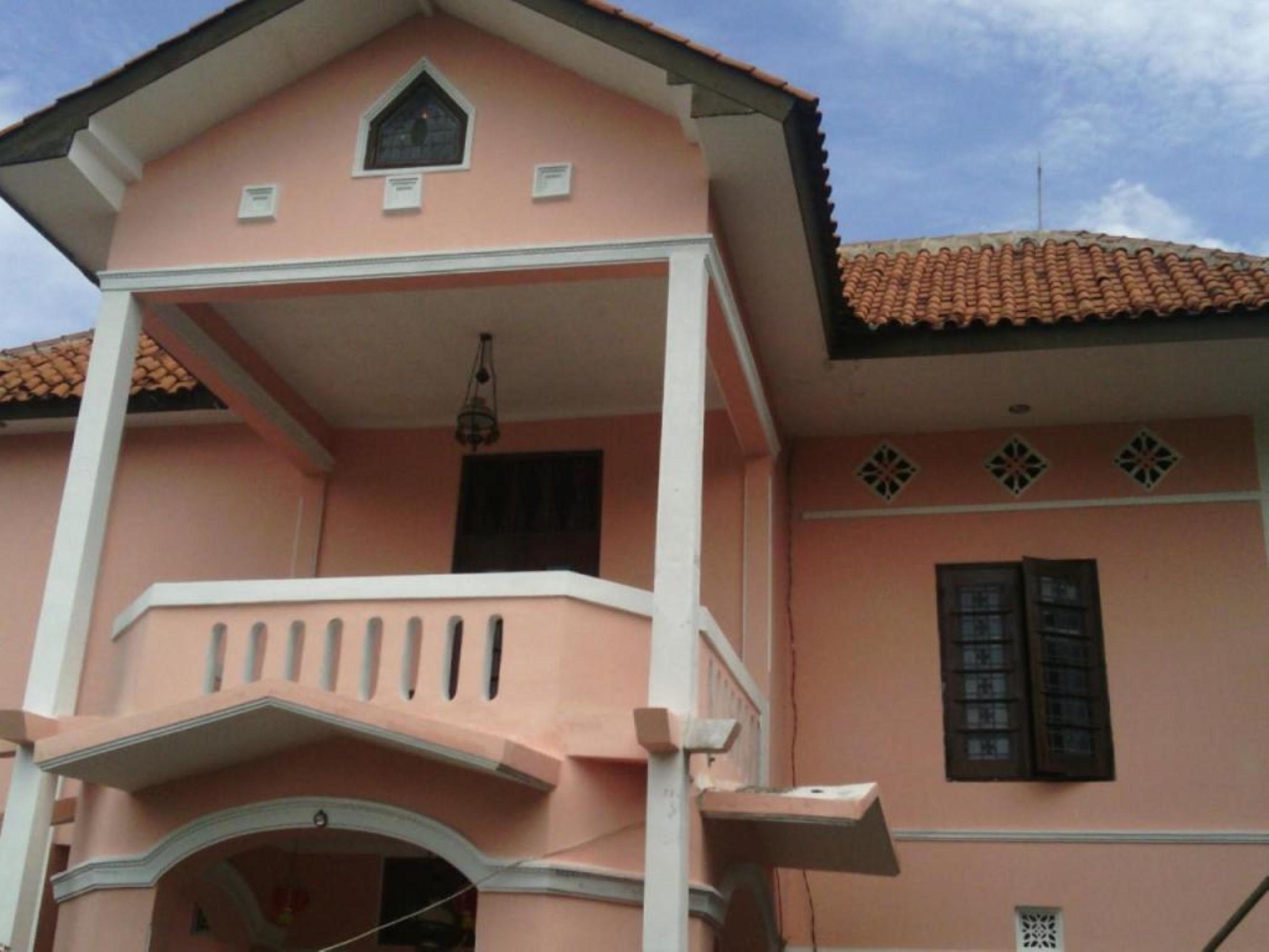 Hotel Kost 48 Surabaya Exterior foto