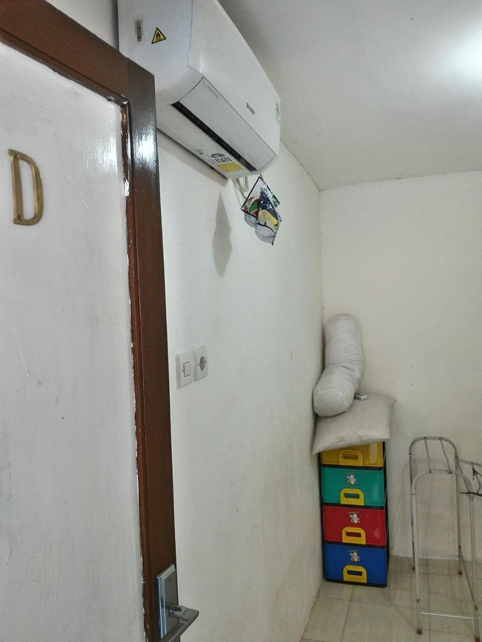 Hotel Kost 48 Surabaya Exterior foto