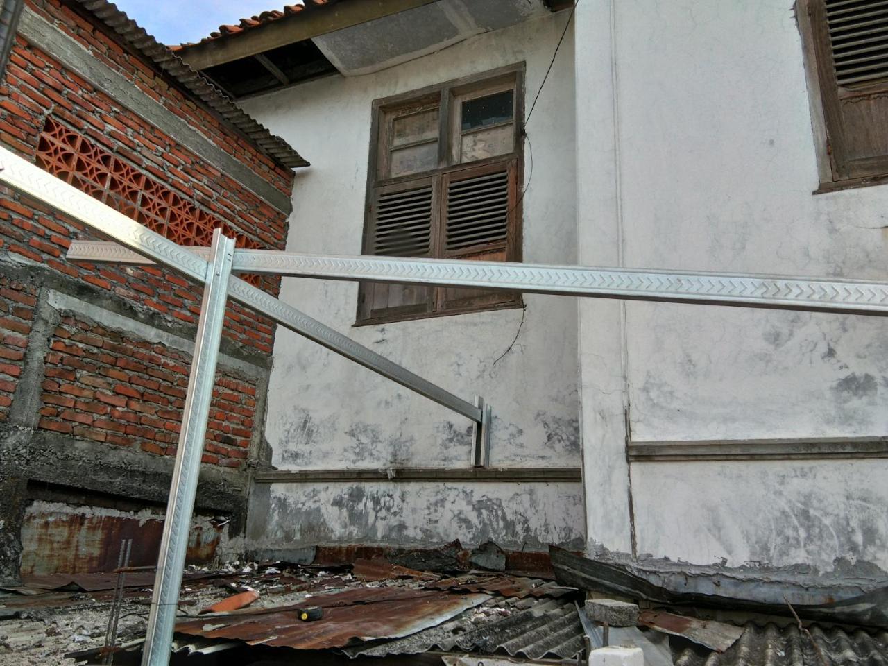 Hotel Kost 48 Surabaya Exterior foto